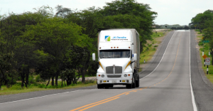 Transporte de Carga Pesada. Lima - Norte, Perú